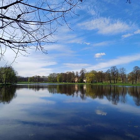 Green Garden & Private Parking Apartments With Playground Riga Esterno foto