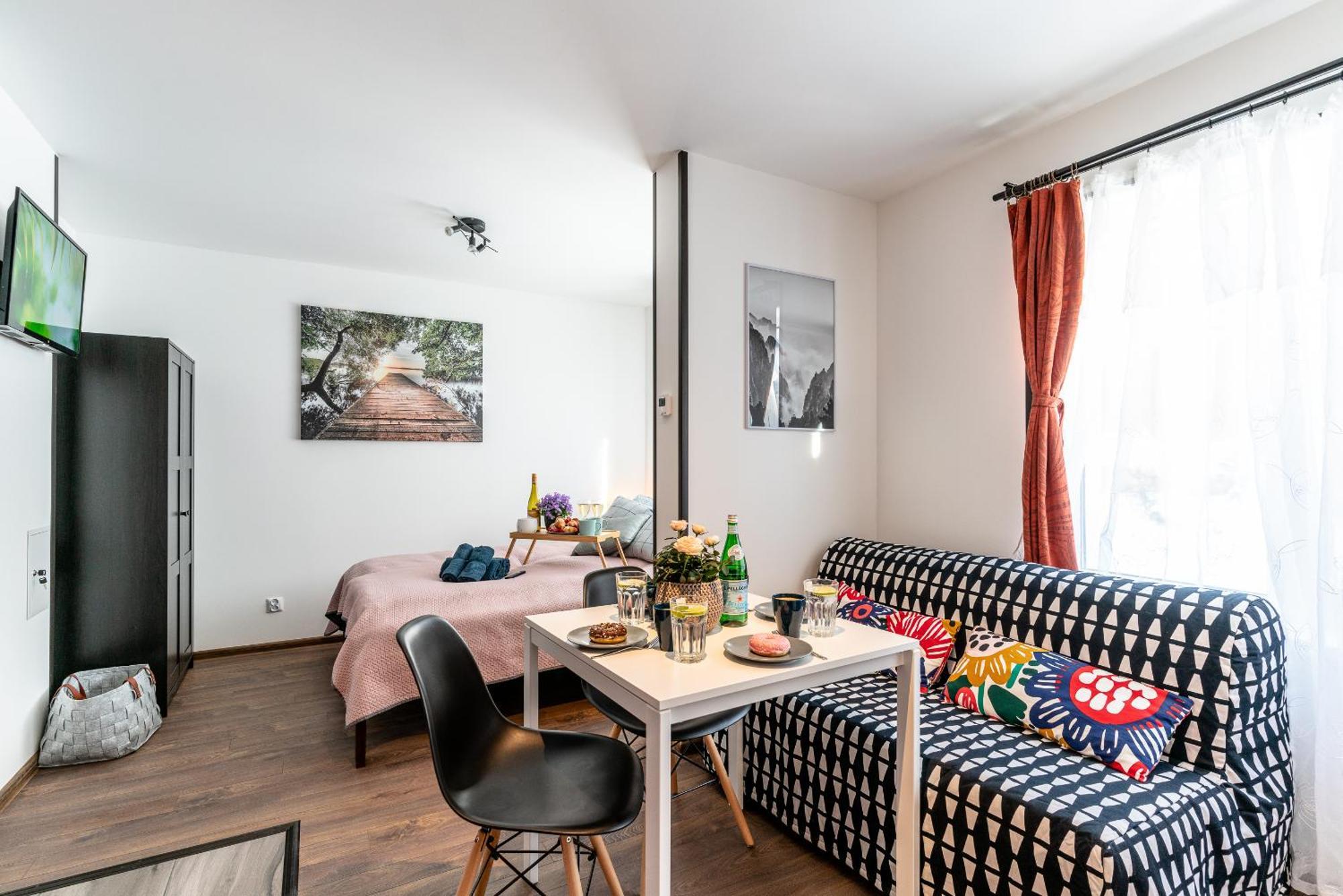 Green Garden & Private Parking Apartments With Playground Riga Esterno foto