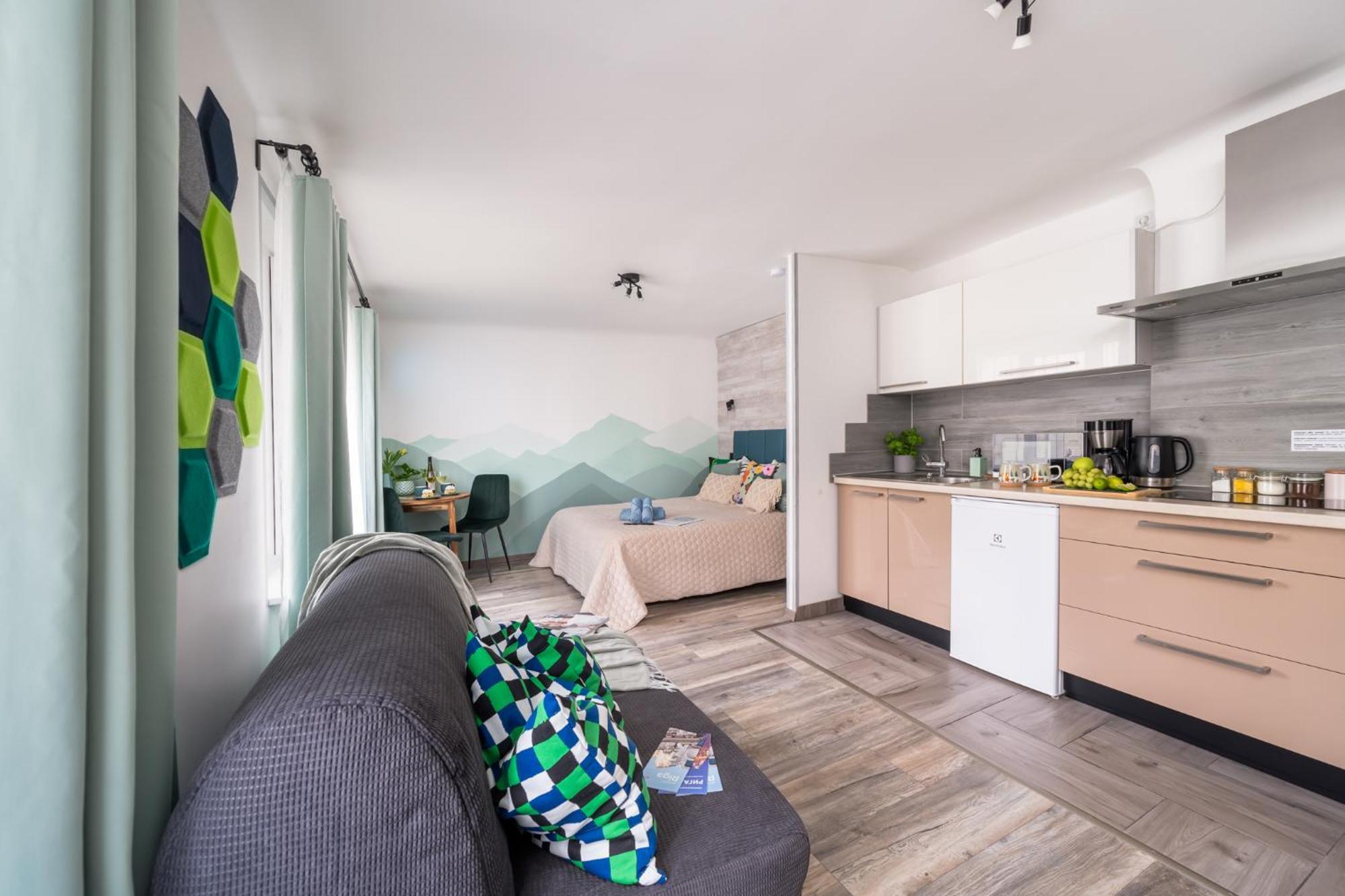 Green Garden & Private Parking Apartments With Playground Riga Esterno foto