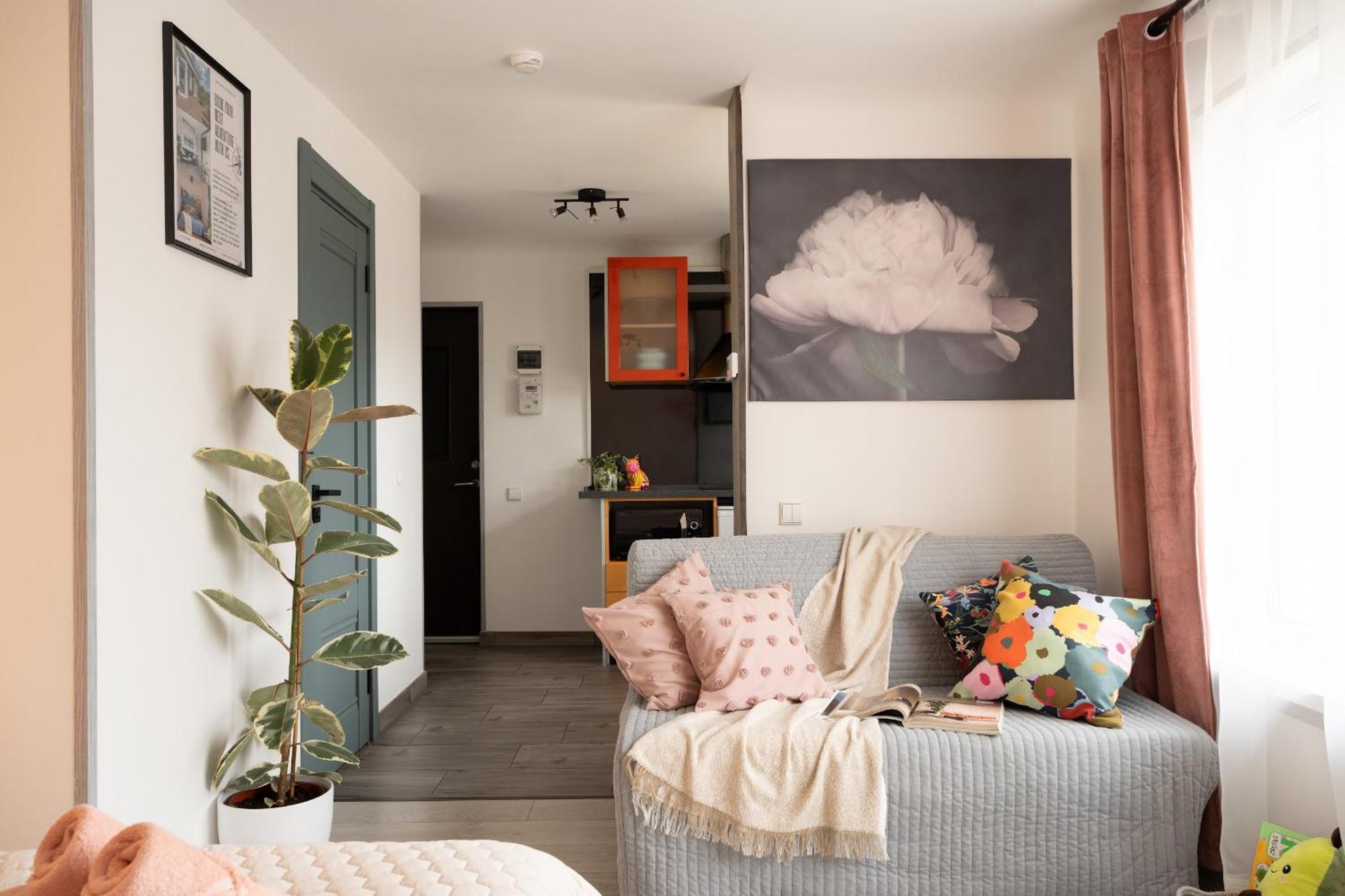 Green Garden & Private Parking Apartments With Playground Riga Esterno foto